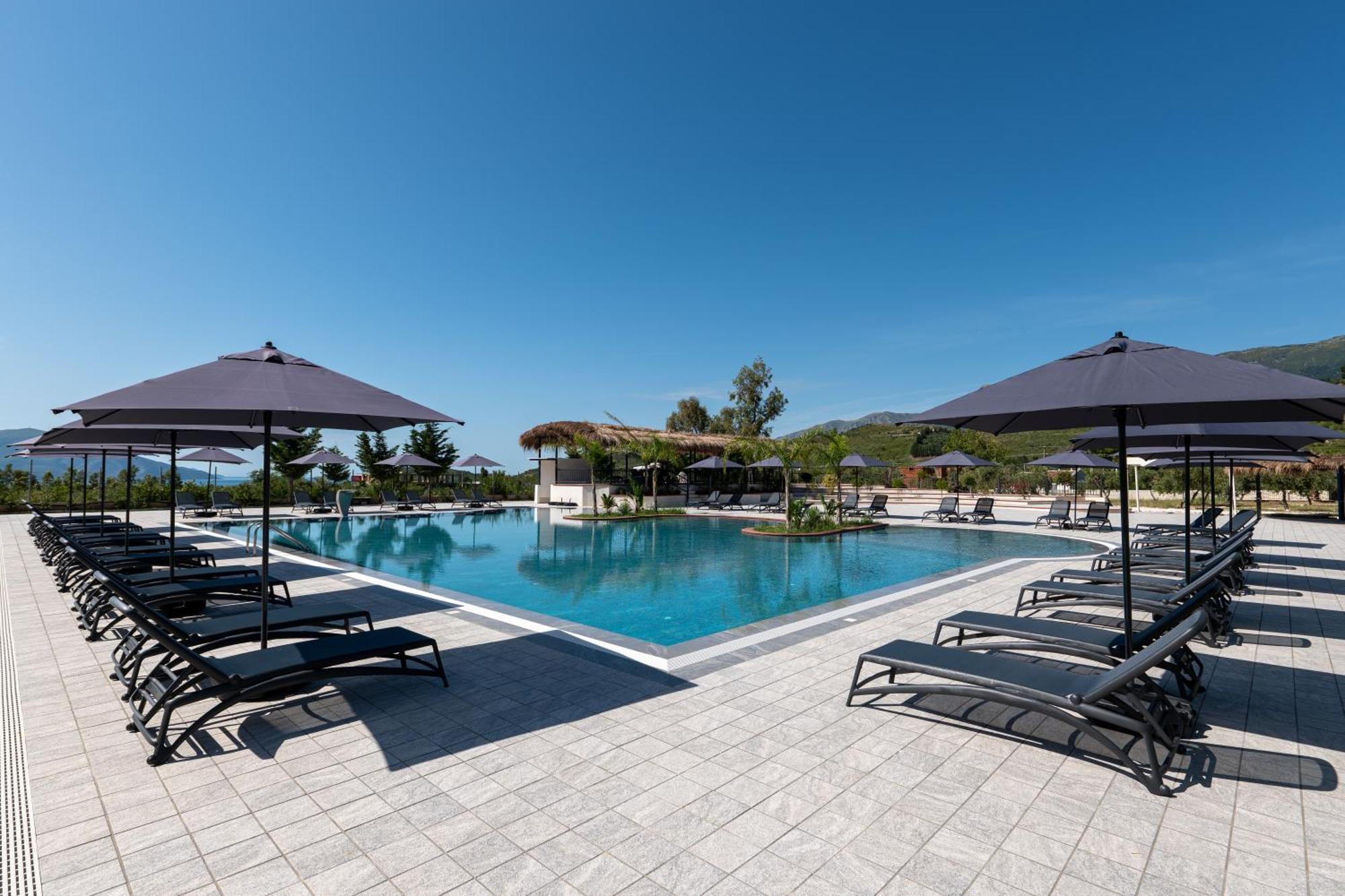Acros Resort Vlore Bagian luar foto