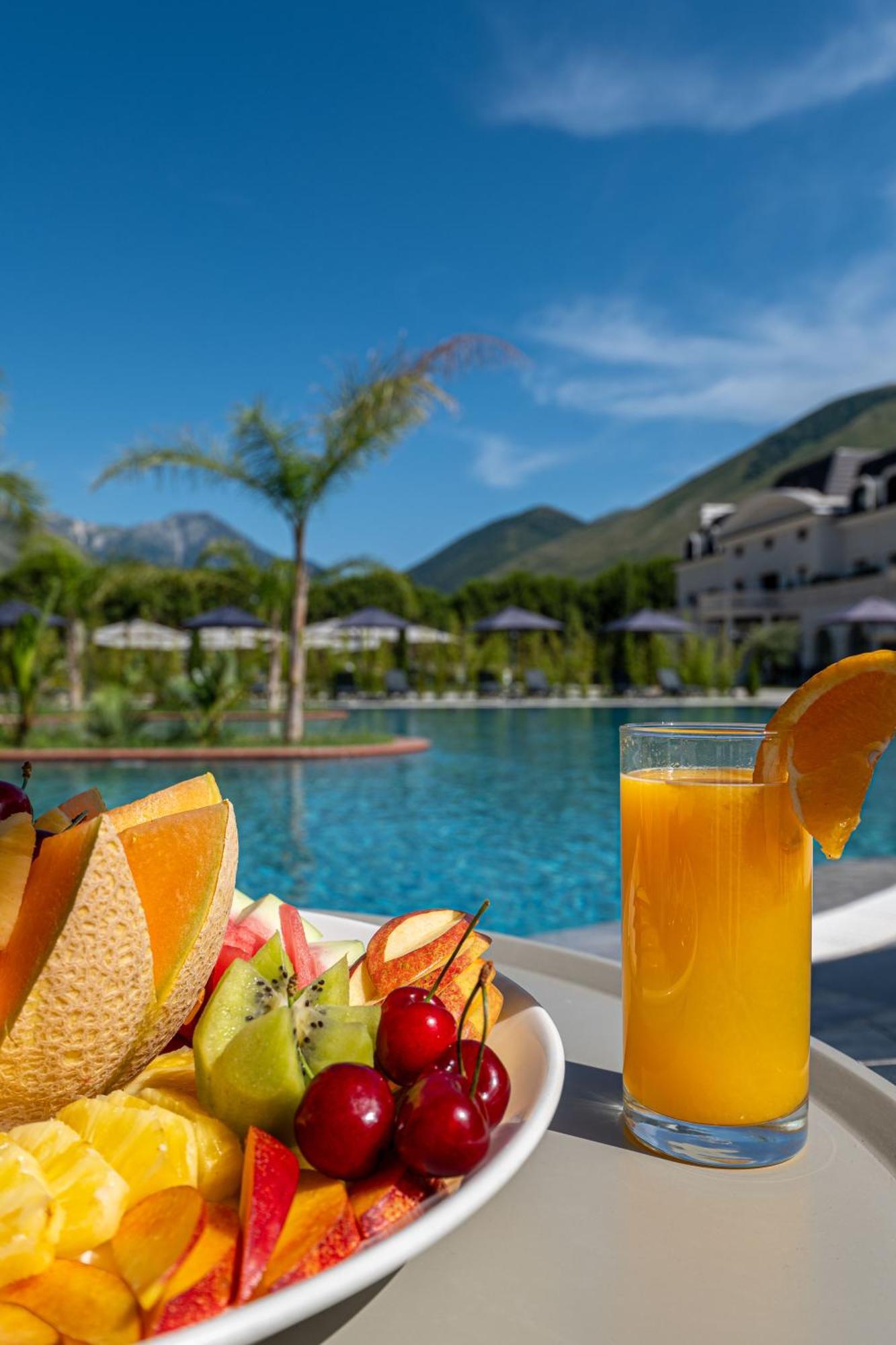 Acros Resort Vlore Bagian luar foto