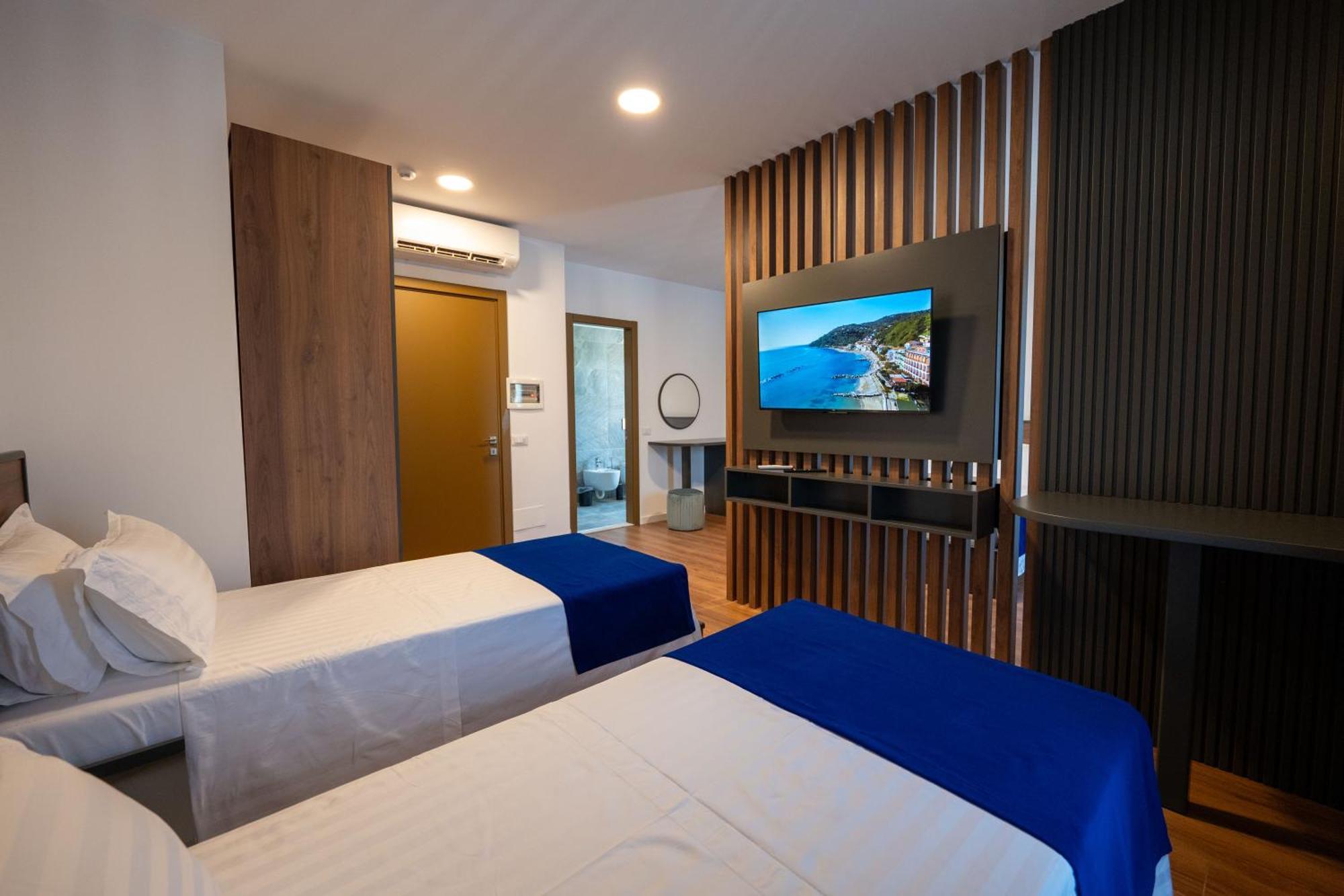 Acros Resort Vlore Bagian luar foto
