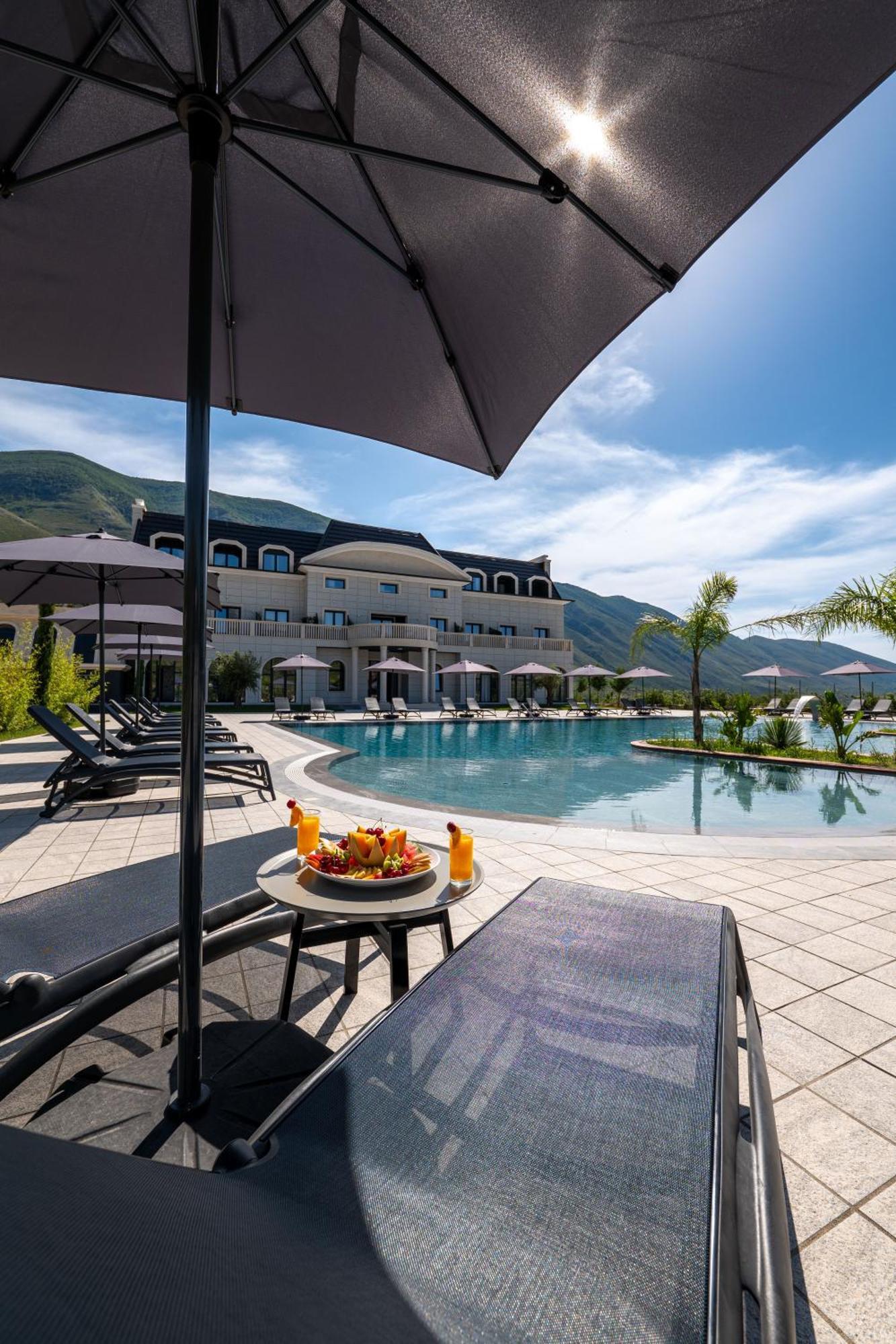 Acros Resort Vlore Bagian luar foto