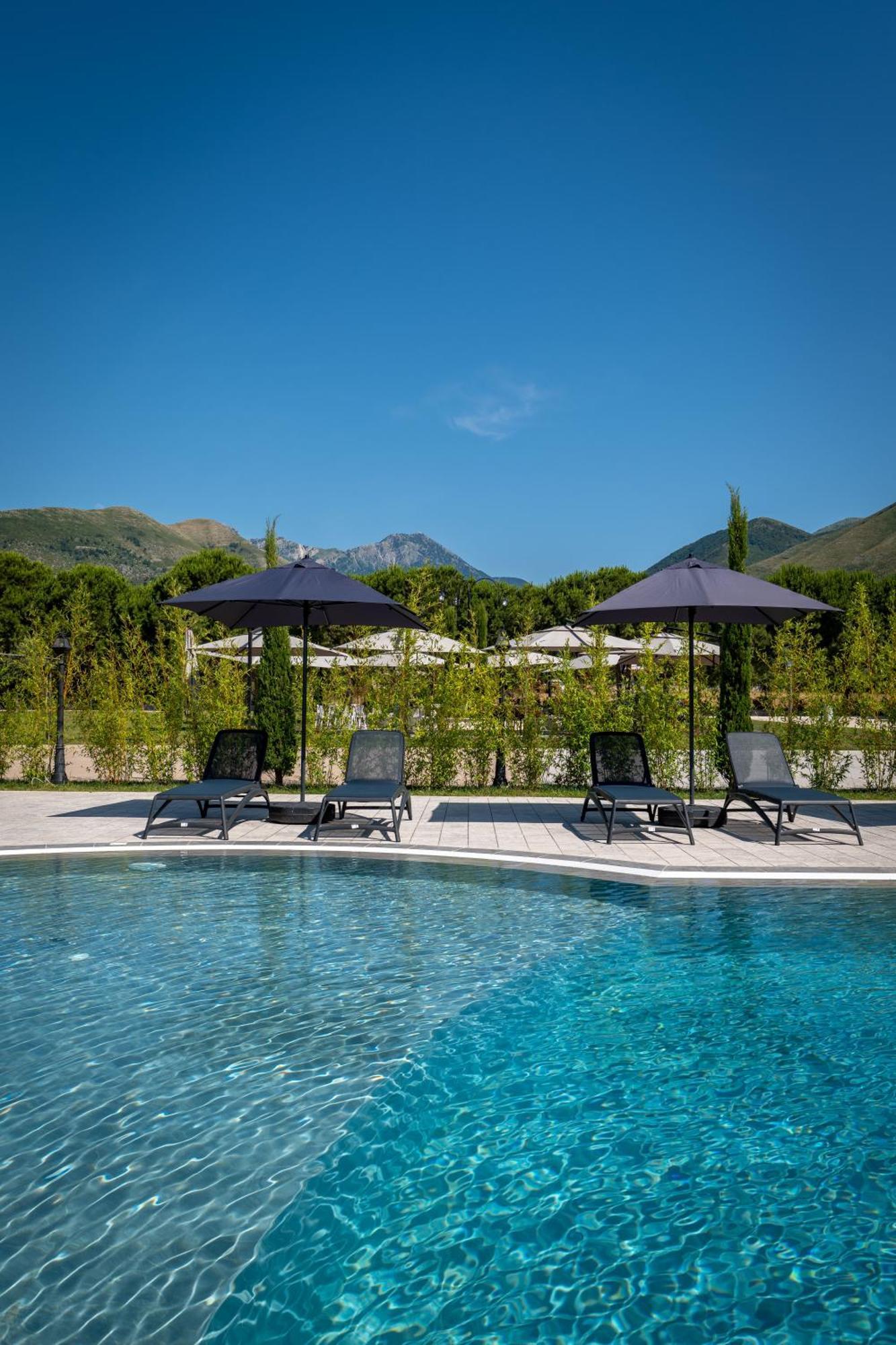 Acros Resort Vlore Bagian luar foto