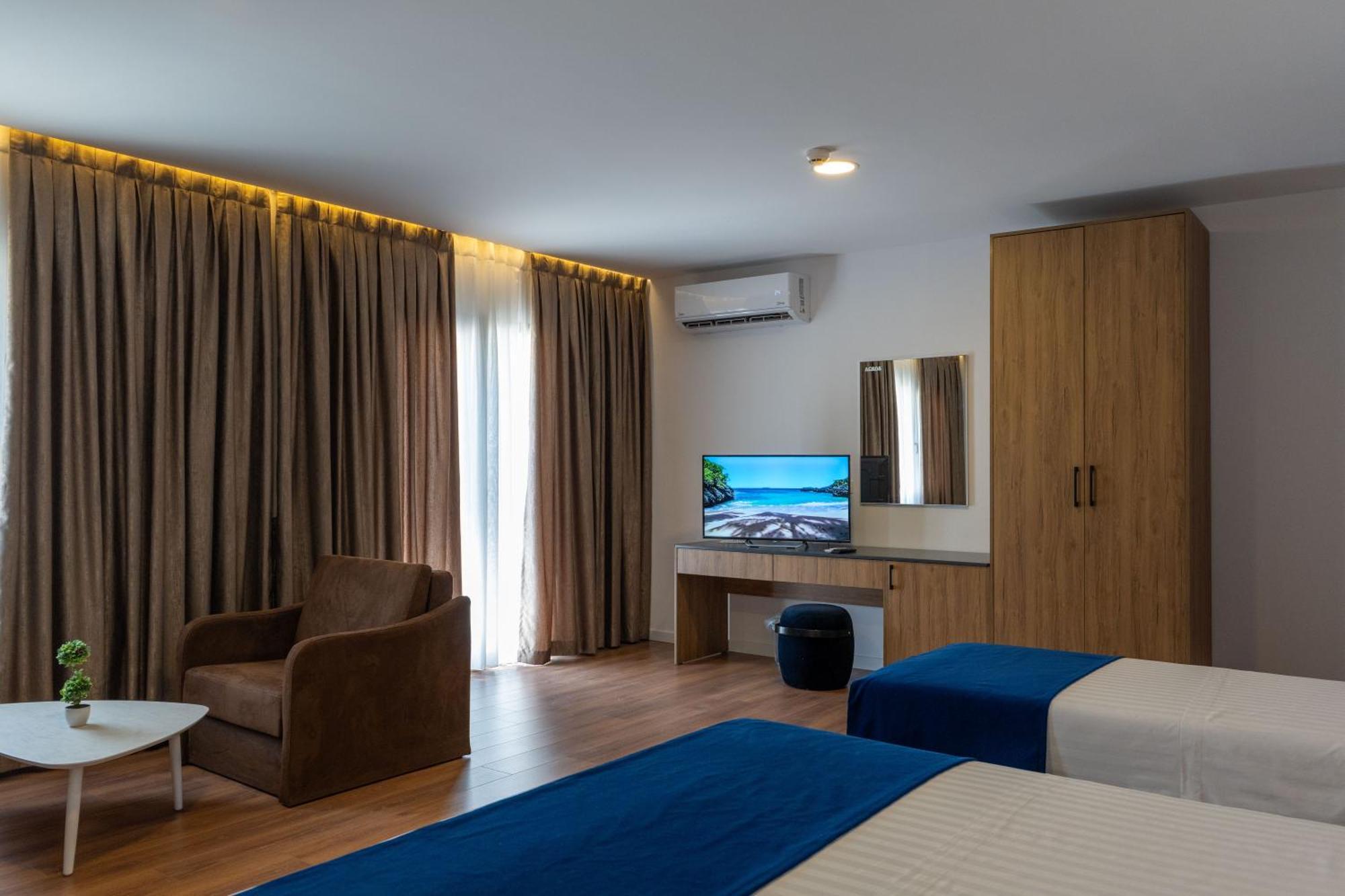 Acros Resort Vlore Bagian luar foto