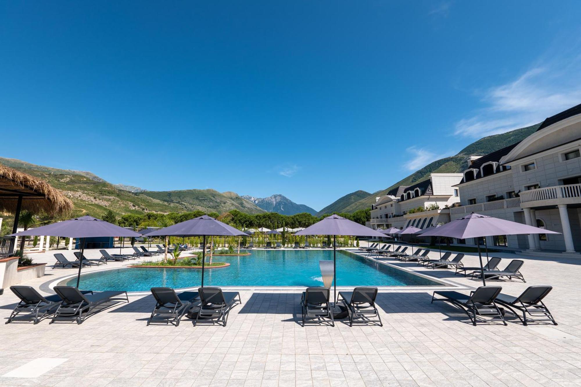 Acros Resort Vlore Bagian luar foto