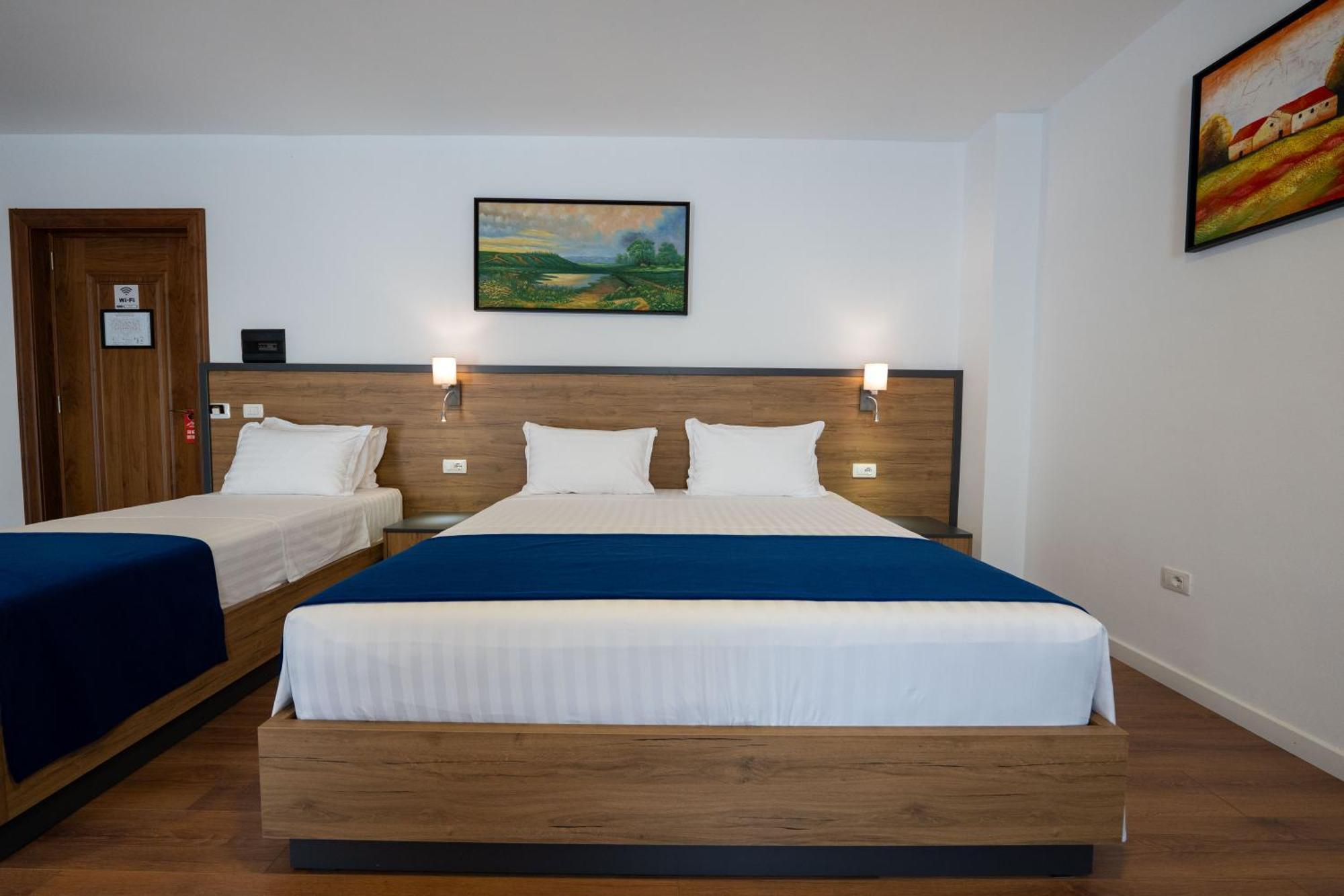 Acros Resort Vlore Bagian luar foto