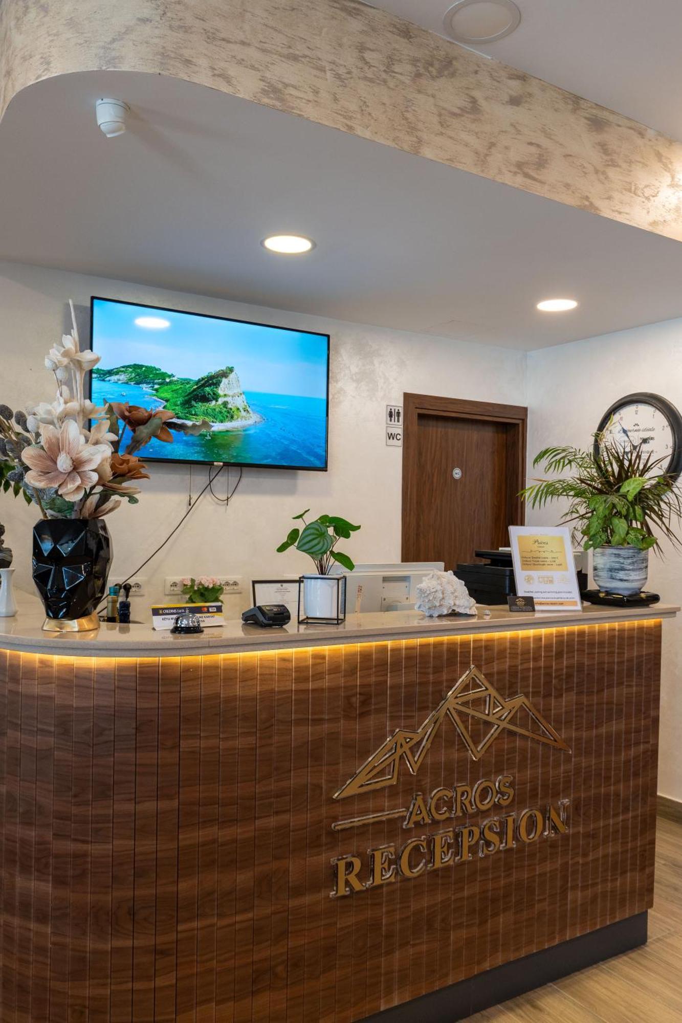Acros Resort Vlore Bagian luar foto