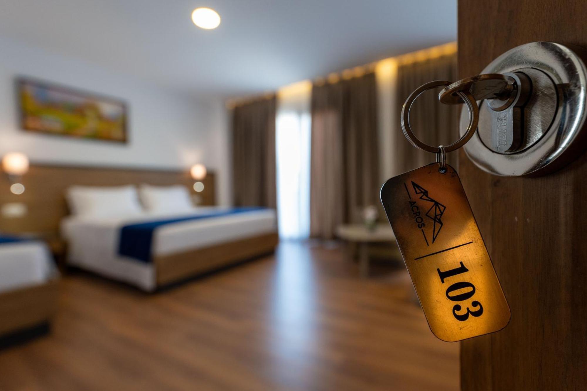 Acros Resort Vlore Bagian luar foto