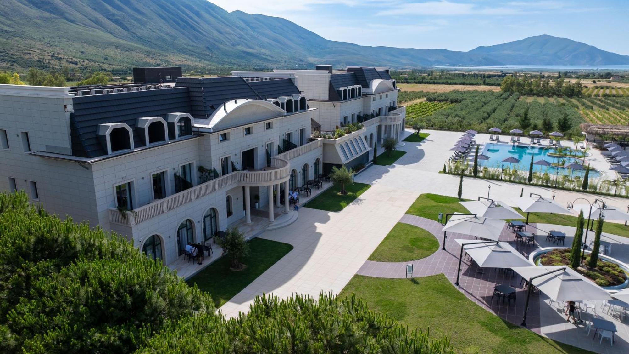 Acros Resort Vlore Bagian luar foto